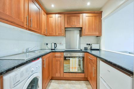 1 bedroom flat to rent - Photo 5