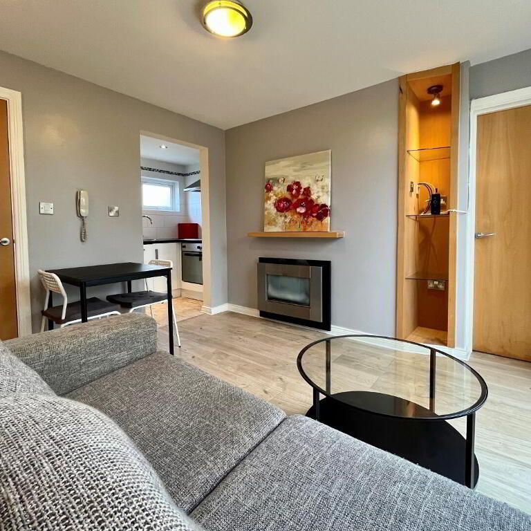 14c Lesley Heights, Glassillan Grove, Greenisland, BT38 8TB - Photo 1