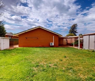 Quiet Street, Big Lifestyle - Photo 6