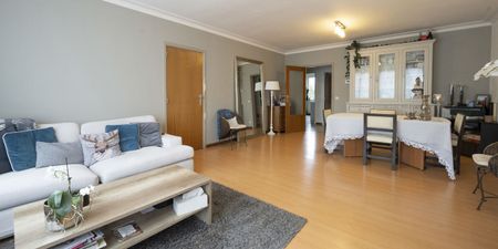 Appartement te huur in Ekeren voor € 850 met 2 slaapkamers - Foto 2