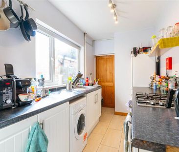 4 bedroom house to rent - Photo 1