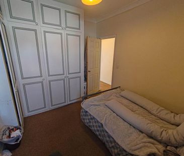 4 bedroom terraced house to rent - Photo 3