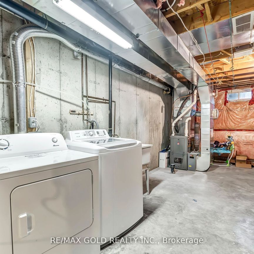 For Lease - 90 Mooregate Crescent Unit# 34, Kitchener, Ontario - Photo 1