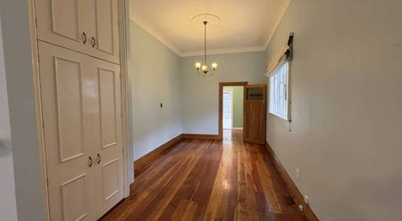2 Bedroom Home - Island Bay - Photo 4