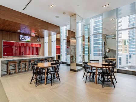 For Lease - 10 York Street Unit# 4810, Toronto, Ontario - Photo 3