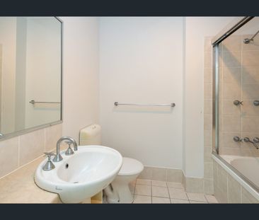 Spacious Modern Townhouse - A Must to View - Photo 6