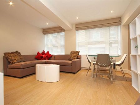 This is an exceptional double bedroom apartment, refurbished to an impeccable standard and fully furnished with bespoke, high quality furniture. - Photo 2