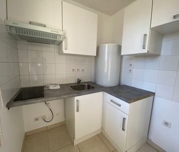 Location Appartement 2 pièces 45m² ST JEAN DE BRAYE 45800 - Photo 2