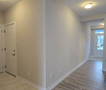 For Lease - 887 Andesite Terrace, Barrhaven, Ontario - Photo 1