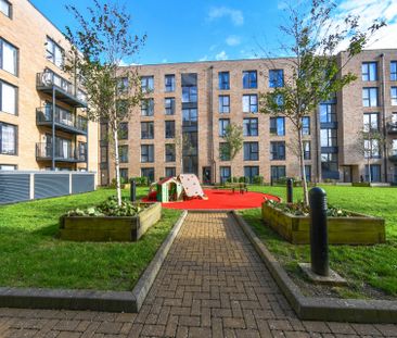 2 Bedroom Flat - Photo 2