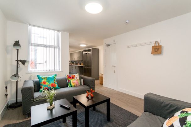 6 Bed Terraced House, Saxony Road, L7 - Photo 1