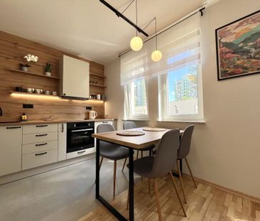 Zobacz-nowocześnie urządzona kawalerka 28 m² - Photo 5