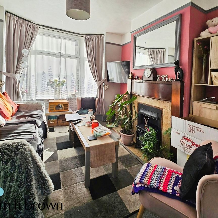 Grafton Road, Harwich - Photo 1