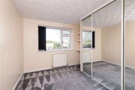 3 bedroom end of terrace house to rent - Photo 5