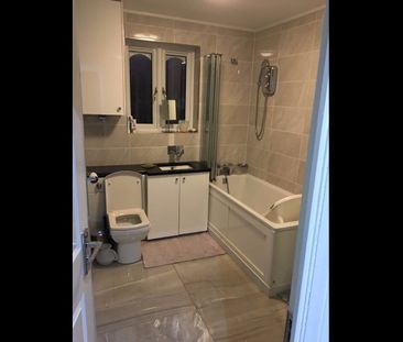 Room in a Shared House, Telegraph Place, E14 - Photo 6