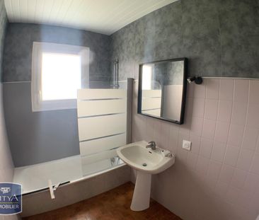 Location Maison 4 pièces 81m² LE POINCONNET 36330 - Photo 3