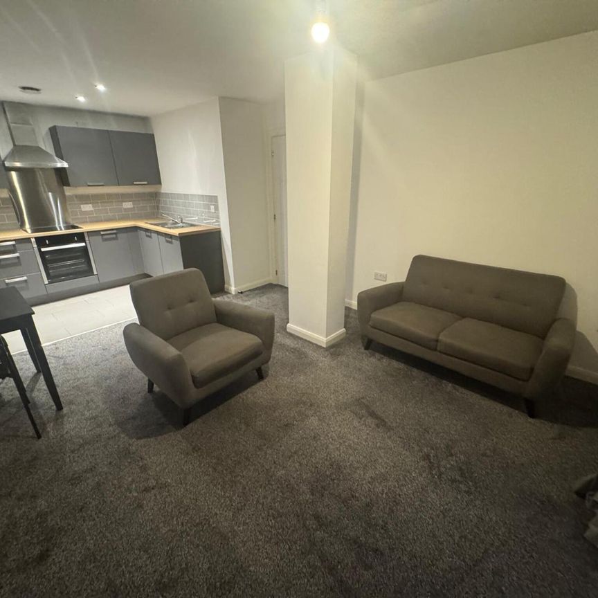 22 Belvedere Residence, Chapel Ash, Wolverhampton, WV3 0BF - Photo 1