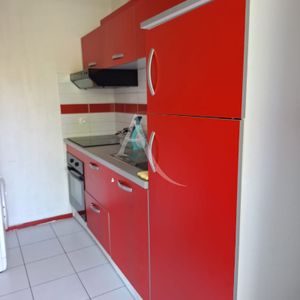 Location Appartement 1 pièce 33m² - Photo 2