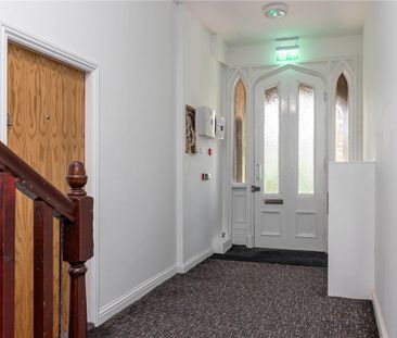 London Road, Macclesfield, Cheshire, SK11 - Photo 5