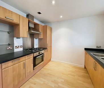 2 bedroom apartment to rent - Photo 3