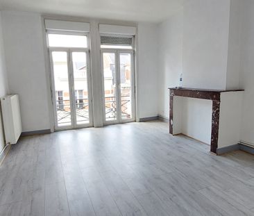 Location Appartement 2 pièces 67m² CAMBRAI 59400 - Photo 2