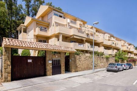 Alquiler de dúplex en Calle Cerquilla de Nagûeles s/n - Photo 3