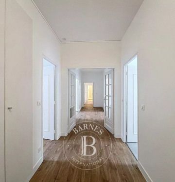 Appartement • Notre Dame - Photo 2