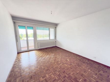 Grosse 4.5-Zimmer-Wohnung zur Miete - Via San Jorio, Locarno | Ampio appartamento 4.5 locali in affitto - Via San Jorio, Locarno - Foto 2