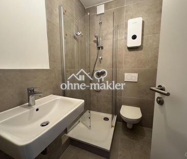 Erstbezug nach Sanierung: Helle Dachgeschosswohnung ca. 51 m² in Ho... - Photo 3