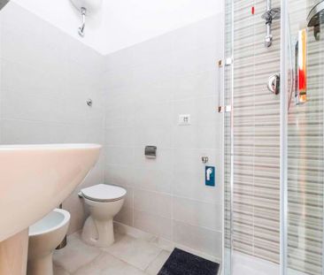 Via Fiume delle Perle, Rome, Lazio 00144 - Photo 4