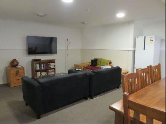 MAUNGARAKAI LIVING - Photo 1