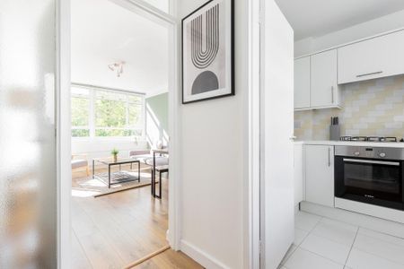 1 bedroom flat to rent - Photo 2