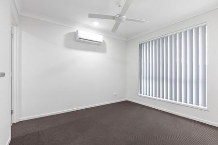 39 Mapplewell Circuit - Photo 3