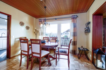 Charmante 4-Zimmer-Wohnung mit 2 Balkonen in Bruchsal-Büchenau - Photo 4