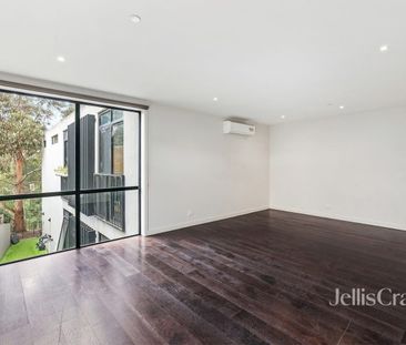 Discover Modern Living - Photo 2