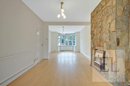 5 bedroom semi-detached house to rent - Photo 2