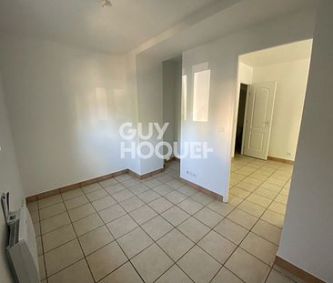 LOCATION d'un appartement T2 (30 m²) à EMERAINVILLE - Photo 1