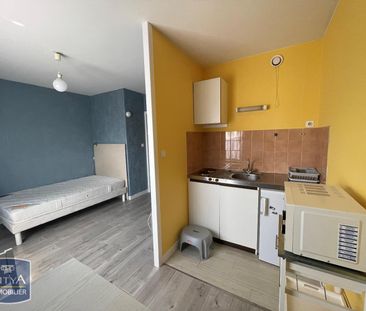 Location Appartement 1 pièce 23m² POITIERS 86000 - Photo 1
