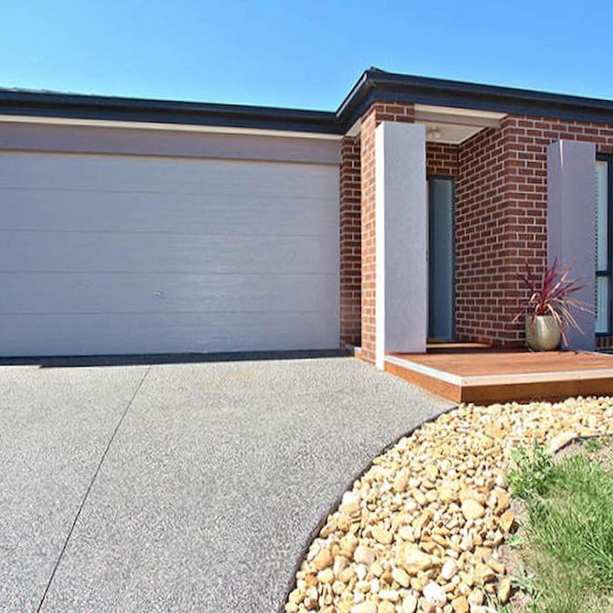 21 Kess Grove, Lyndhurst. - Photo 1