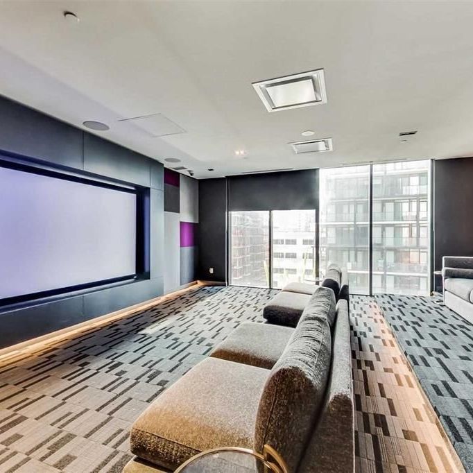 For Lease - 330 Richmond Street Unit# 1808, Toronto, Ontario - Photo 1