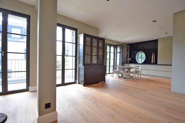 Zur Miete: Loftartige 3 Zi-Luxuswohnung mit Süd-Loggia und Blick in den Park in den Rheinblick-Residences - Foto 1