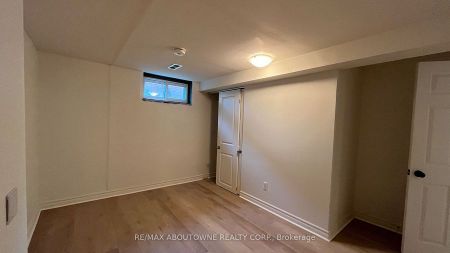 For Lease - 106 Sheridan Street Unit# Basement, Guelph, Ontario - Photo 4