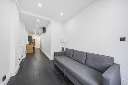 Studio to rent - Photo 3