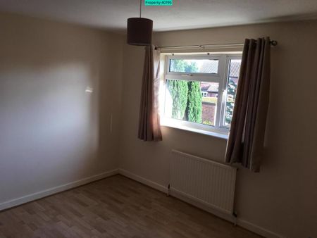 2 bedroom terraced house to rent - Photo 2