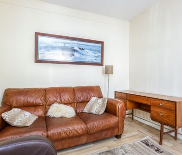 4 bedroom house to rent Baileys Road, Southsea, PO5 - Photo 3