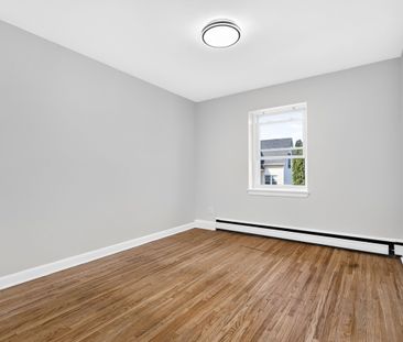 For Lease - 3 Applewood Avenue Unit# 3, Hamilton, Ontario - Photo 6