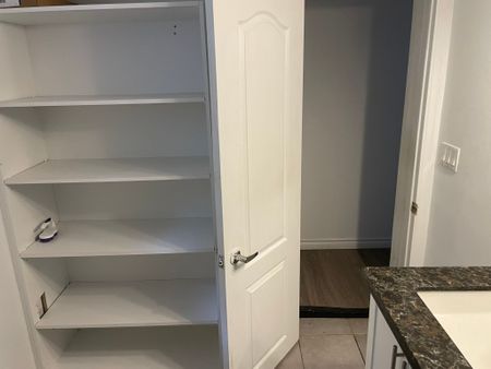 For Lease - 144 Wellington Street, Welland, Ontario - Photo 4