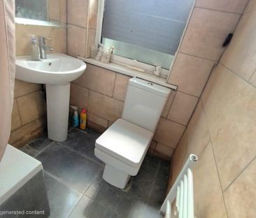 Room in a Shared House, Oaklands Park Avenue, IG1 - Photo 4