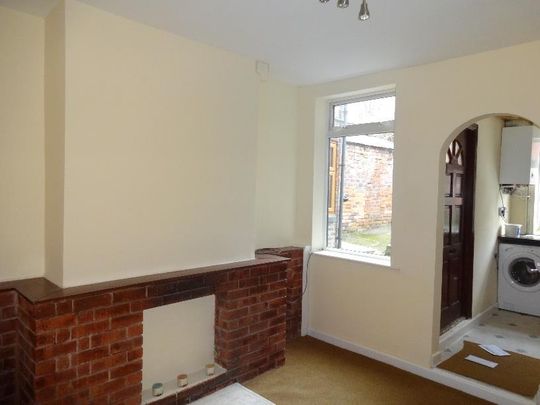 2 bedroom house to rent - Photo 1