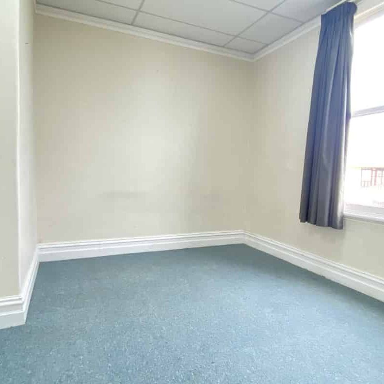 CITY CENTRE - 2 BEDROOMS - Photo 1